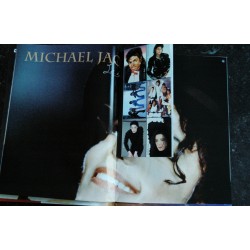 STARS BOOK  n° 23   * 2009 *  MICHAEL JACKSON    Le dernier adieu + 8 méga posters