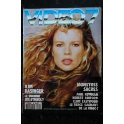 VIDEO 7 081  N° 81  1988   KIM BASINGER Emmanuelle BEART Mel GIBSON Rob LOWE SHWARZENEGGER     +  CAHIER X Jamie SUMMERS