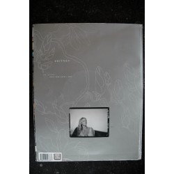 BRITNEY SPEARS Femme Fatale  TOUR 2011  -    PROGRAMME  OFFICIEL  - Programme  - Portfolio