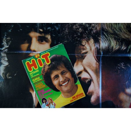 Hit Magazine  4  *  1972  mai *   JOHNNY SYLVIE  G. MONTAGNE CLOCLO  ADAMO  POLNAREFF  RINGO