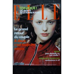 ELLE 2874 29 janvier 2001 cover Audrey MARNAY - à la façon de Faye Dunaway les yeux de Laura Mars  - 116 pages