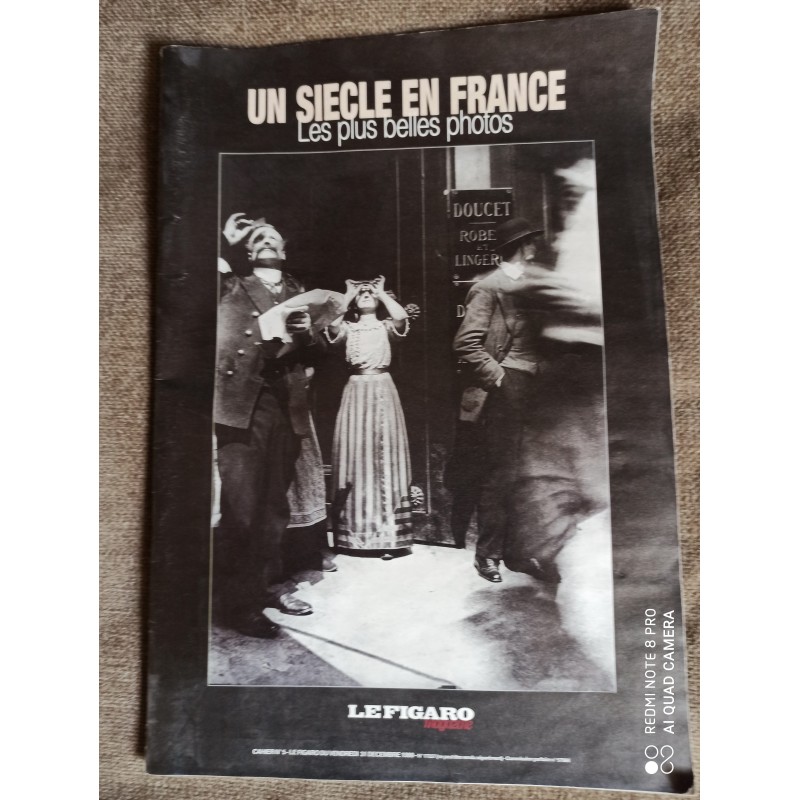 LE FIGARO magazine * 1991 11  *  ADIEU M. MONTAND  Cover + 17 pages