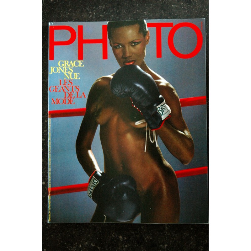 PHOTO 173 VOGUE P.J. DEPARDON GRACE JONES ENTIEREMENT NUE JAMES BAES DANNY LYON