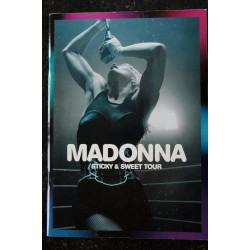 MADONNA  *  STICKY & SWEET TOUR *  2009 TOUR BOOK SIGNATURES NETWORK