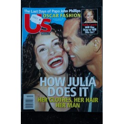 US Weekly 320  - 2001 04 02 - Julia Roberts - Sigourney Weaver - Chris Klein - Jennifer Lopez Drew Barrymore  - 82 pages