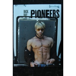 EO PIONEERS  *  Rick Day  * Bruno Gmunder verlag GmbH *  2010  * 128 pages Relié hardcover jaquette