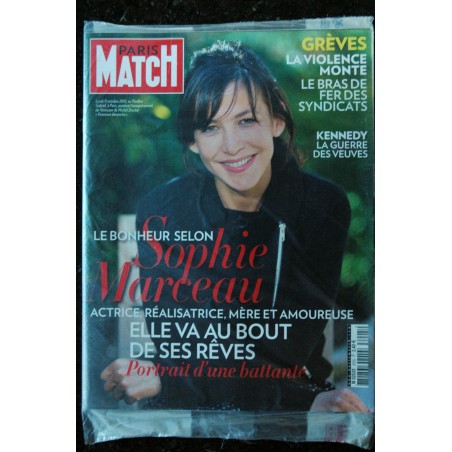 PARIS MATCH n° 3205 21 oct. 2010 SOPHIE MARCEAU va au bout de ses rêves - Kennedy la guerre des veuves PARIS MATCH n° 3205 21 oct. 2010 SOPHIE MARCEAU va au bout de ses rêves - Kennedy la guerre des veuves