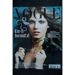 VOGUE 832 novembre 2002 Nue...
