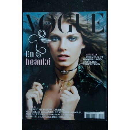 VOGUE 832 novembre 2002 Nue ou presque par Sam Haskins Le mystère Ralph Lauren Beauté l' affaire des poisons