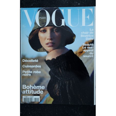 VOGUE 820 aout 2001 Bohème attitude Décolleté Cuissardes Petite robe noire Béatrice Dalle Beauté