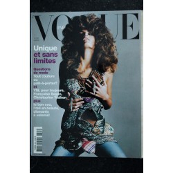 VOGUE 825 mars 2002 Unique...