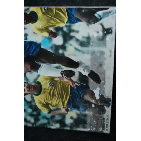 PARIS MATCH 1102 19 juin 1970 La coupe du monde Mexique - Rousseurs sur les pages ( voir photos )