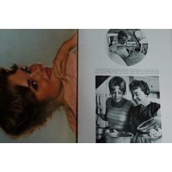 PLAYBOY US 1964 03 MARCH INTERVIEW AYN RAND THE GIRLS OF RUSSIA PLAYMATE WINSLOW HOMER + Suppléments