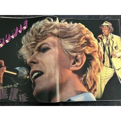 OK ! âge tendre 412 Johnny HALLYDAY LAURA MICHAEL JACKSON David Smet + Poster DAVID BOWIE