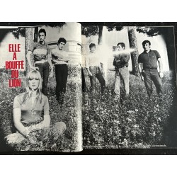 Salut les Copains N° 74 10 1968 SYLVIE VARTAN BEATLES Eddy Mitchell Adamo JOHNNY HALLYDAY Françoise Hardy DUTRONC